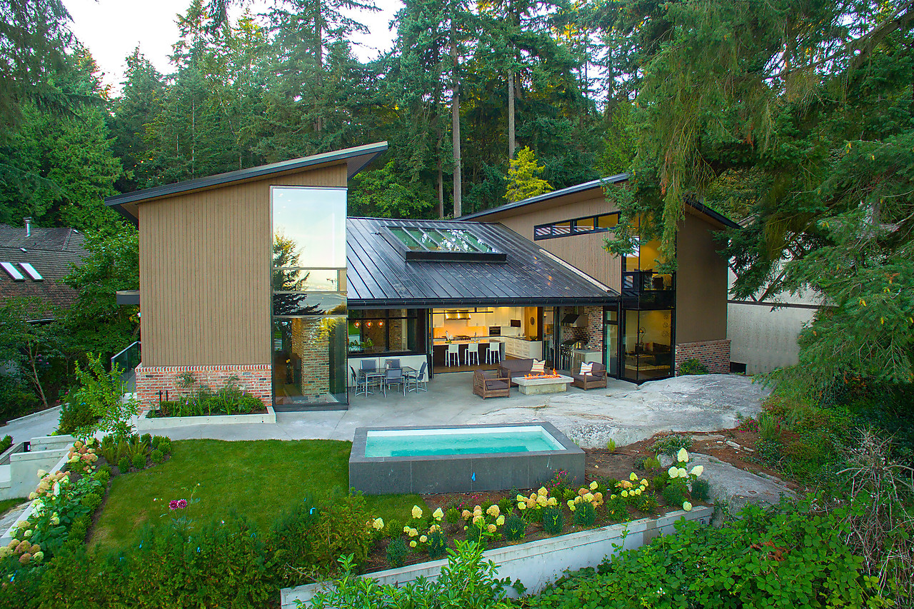 West Vancouver Real Estate