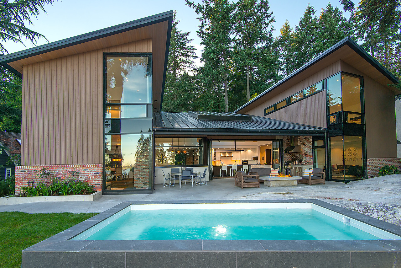 West Vancouver Homes