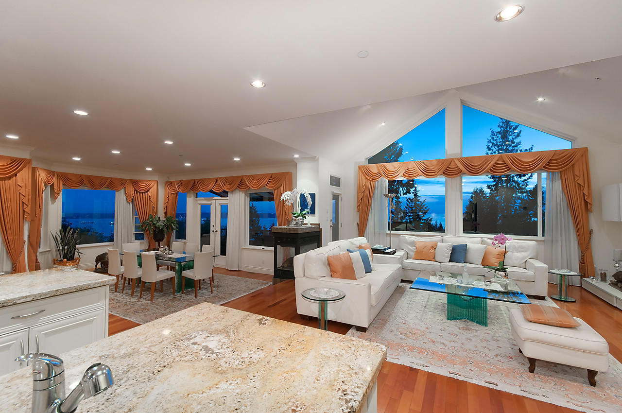 West Vancouver Real Estate