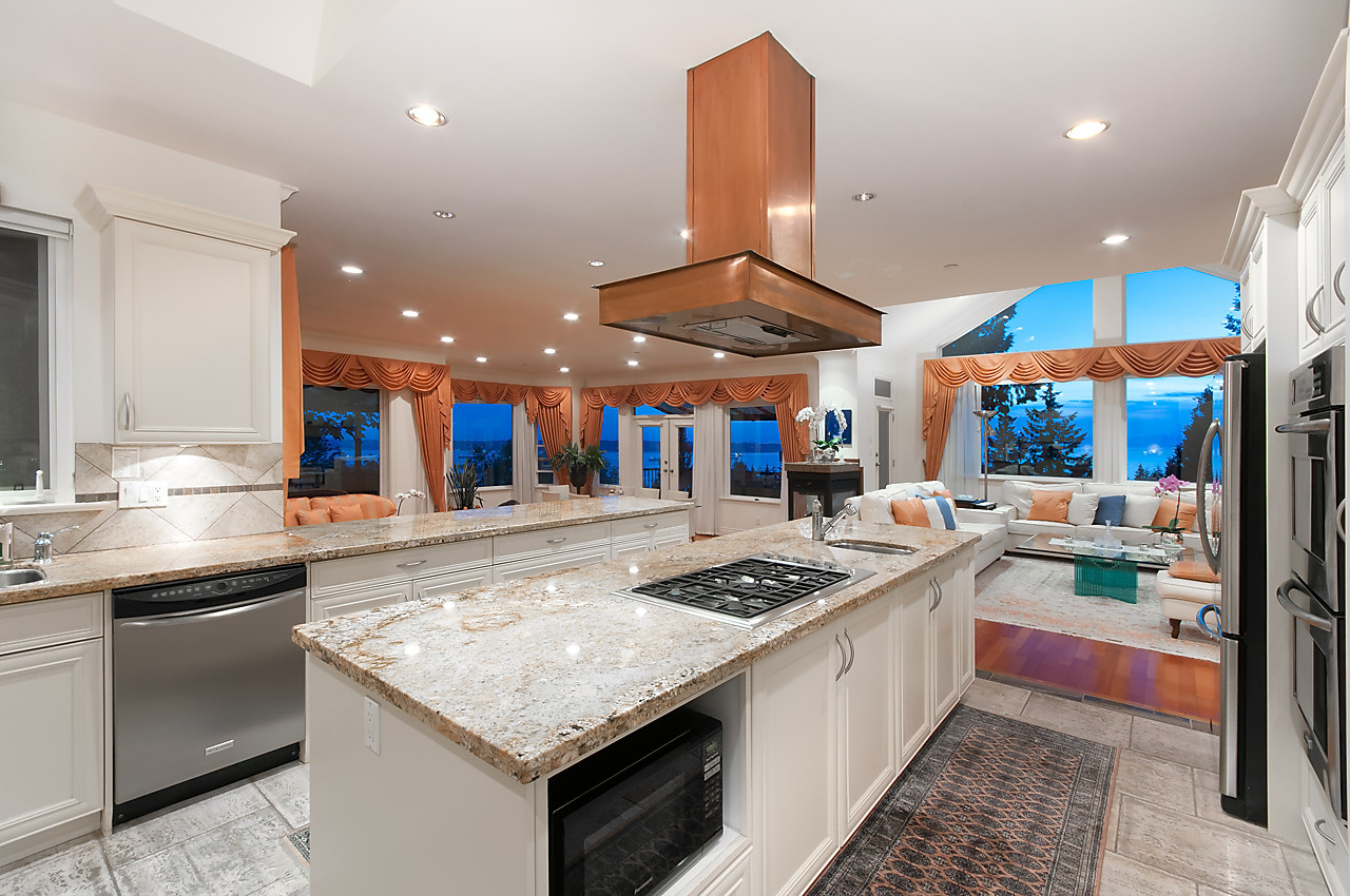 West Vancouver Water Front Homes