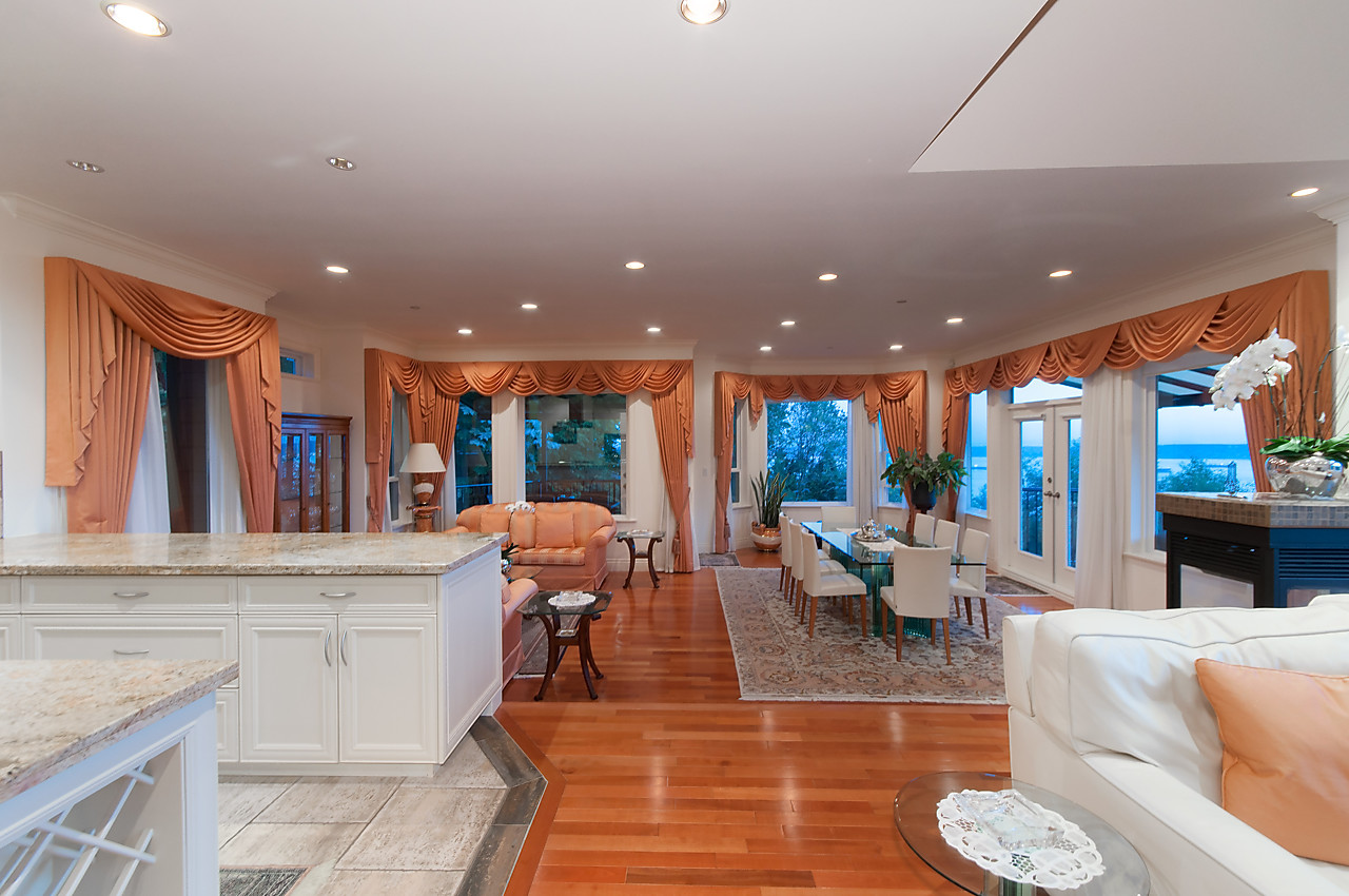 West Vancouver Real Estate