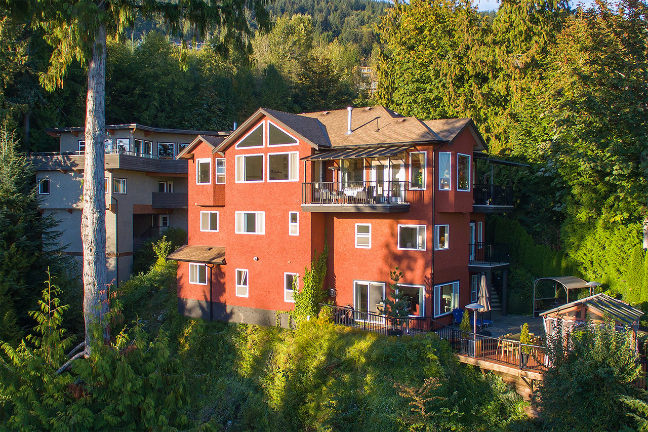 West Vancouver Water Front Homes