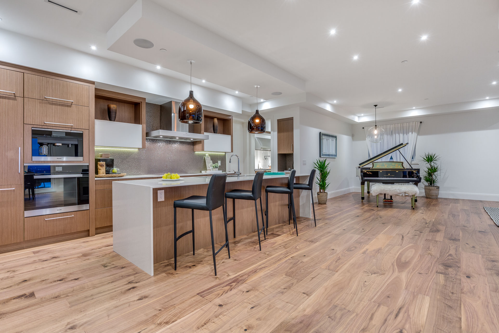 West Vancouver Luxury Homes