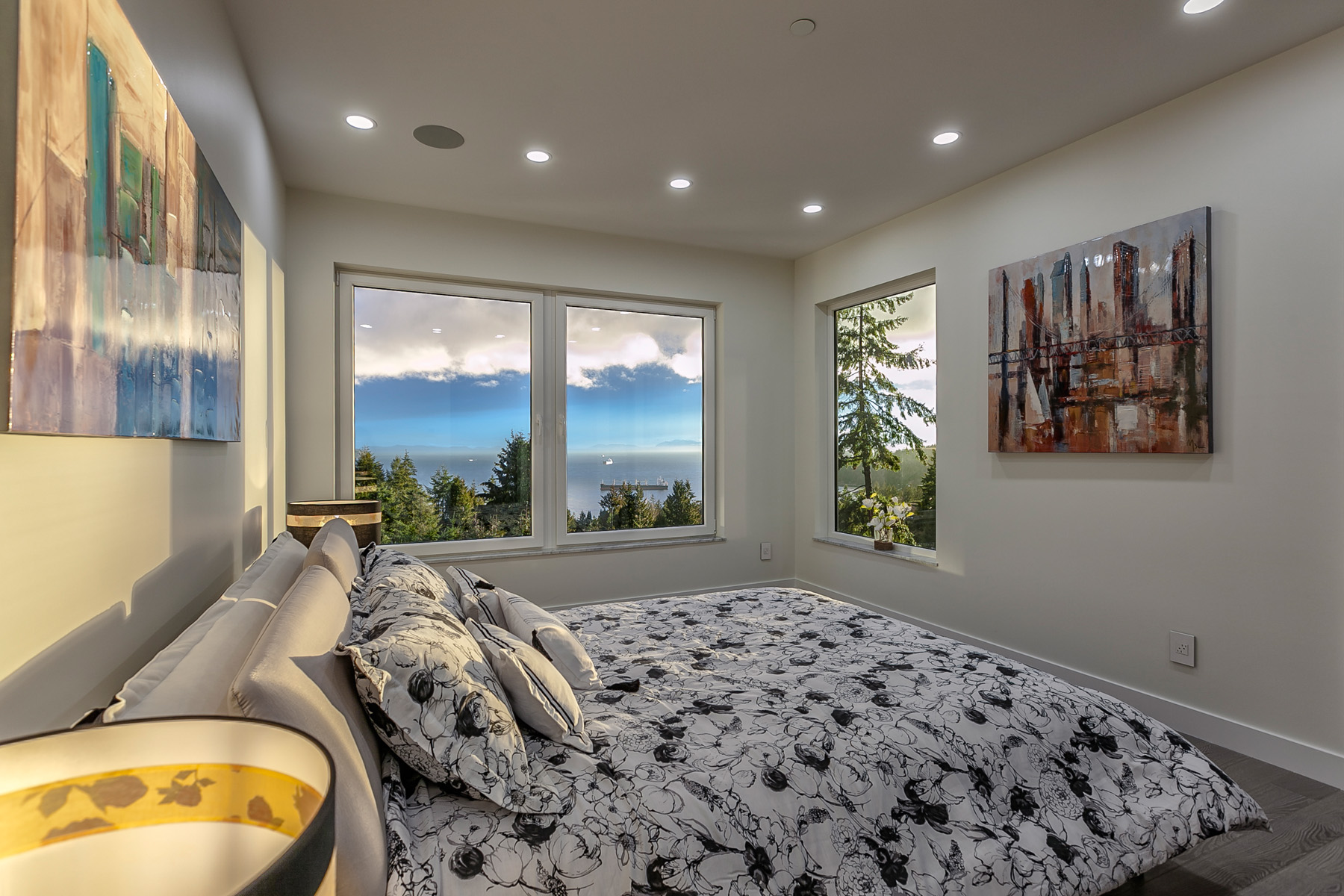 West Vancouver Waterfront Homes