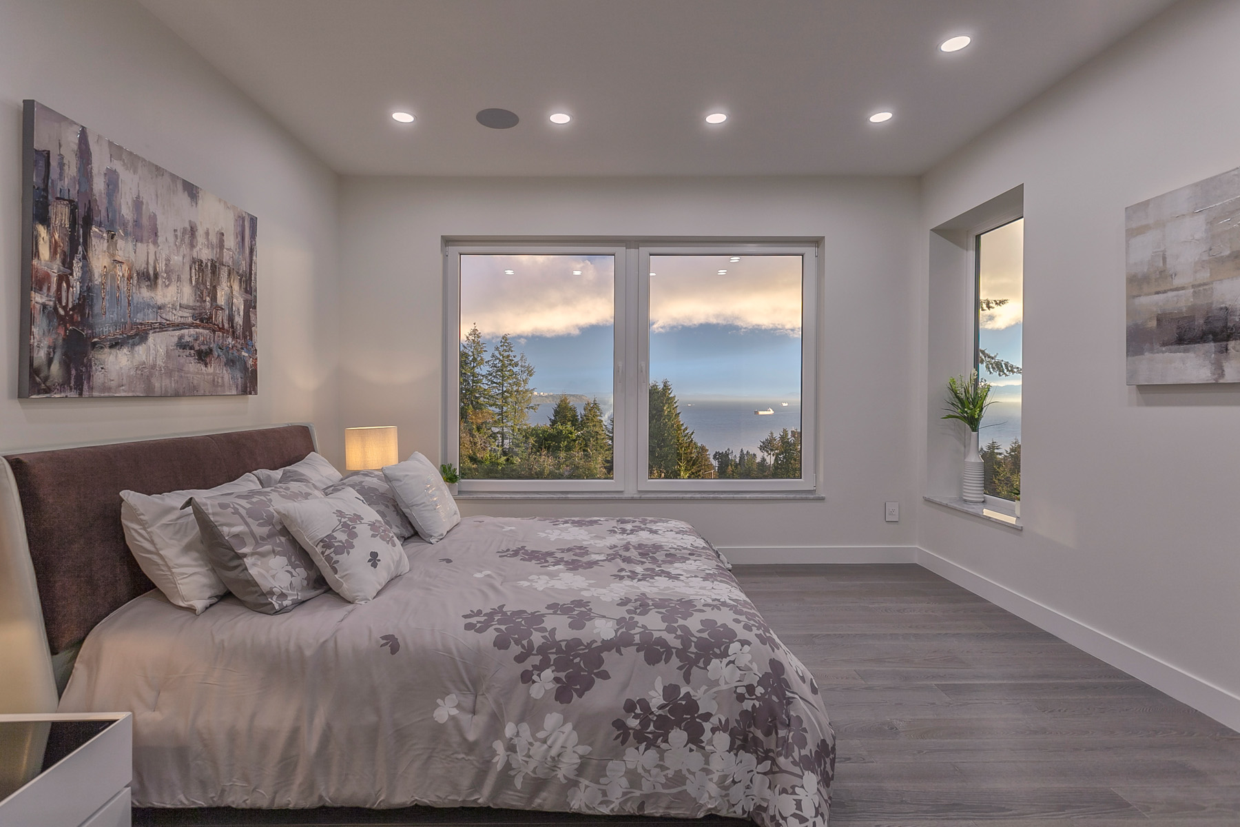 West Vancouver Water Front Homes