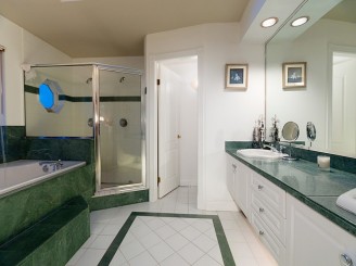 West Vancouver Homes
