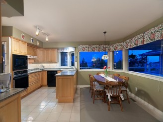 West Vancouver Homes for Sale
