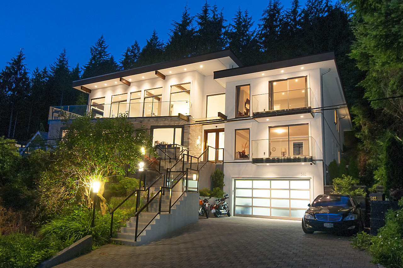 West Vancouver Luxury Homes