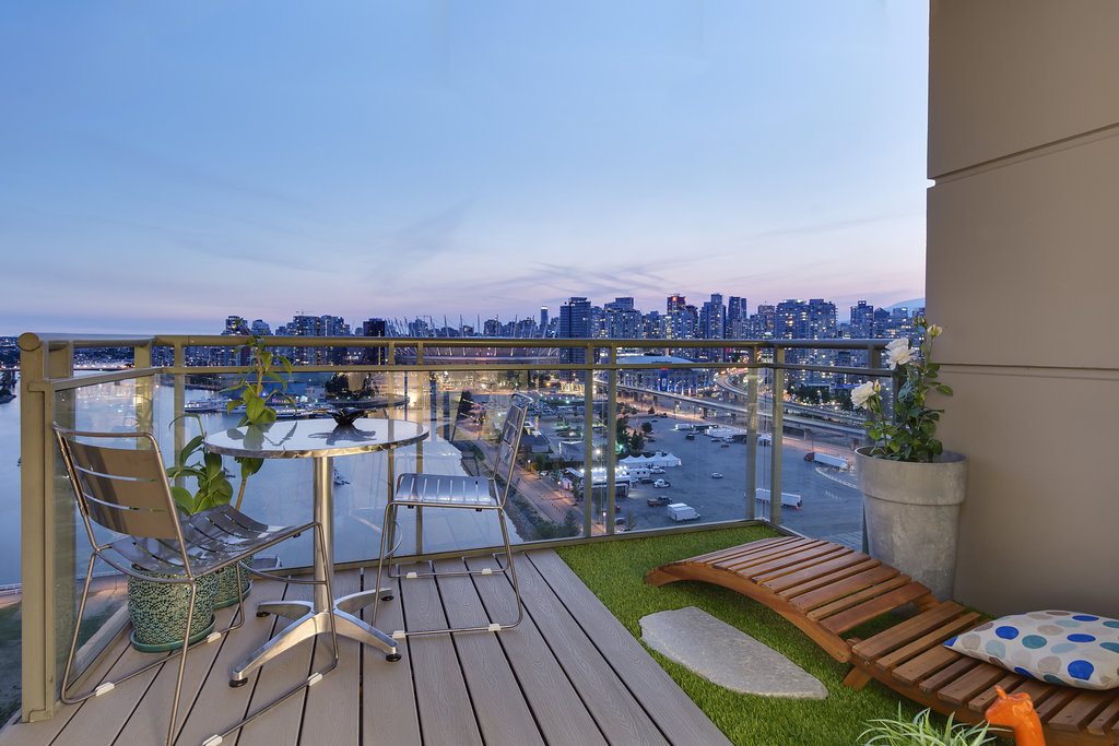 West Vancouver Waterfront Homes
