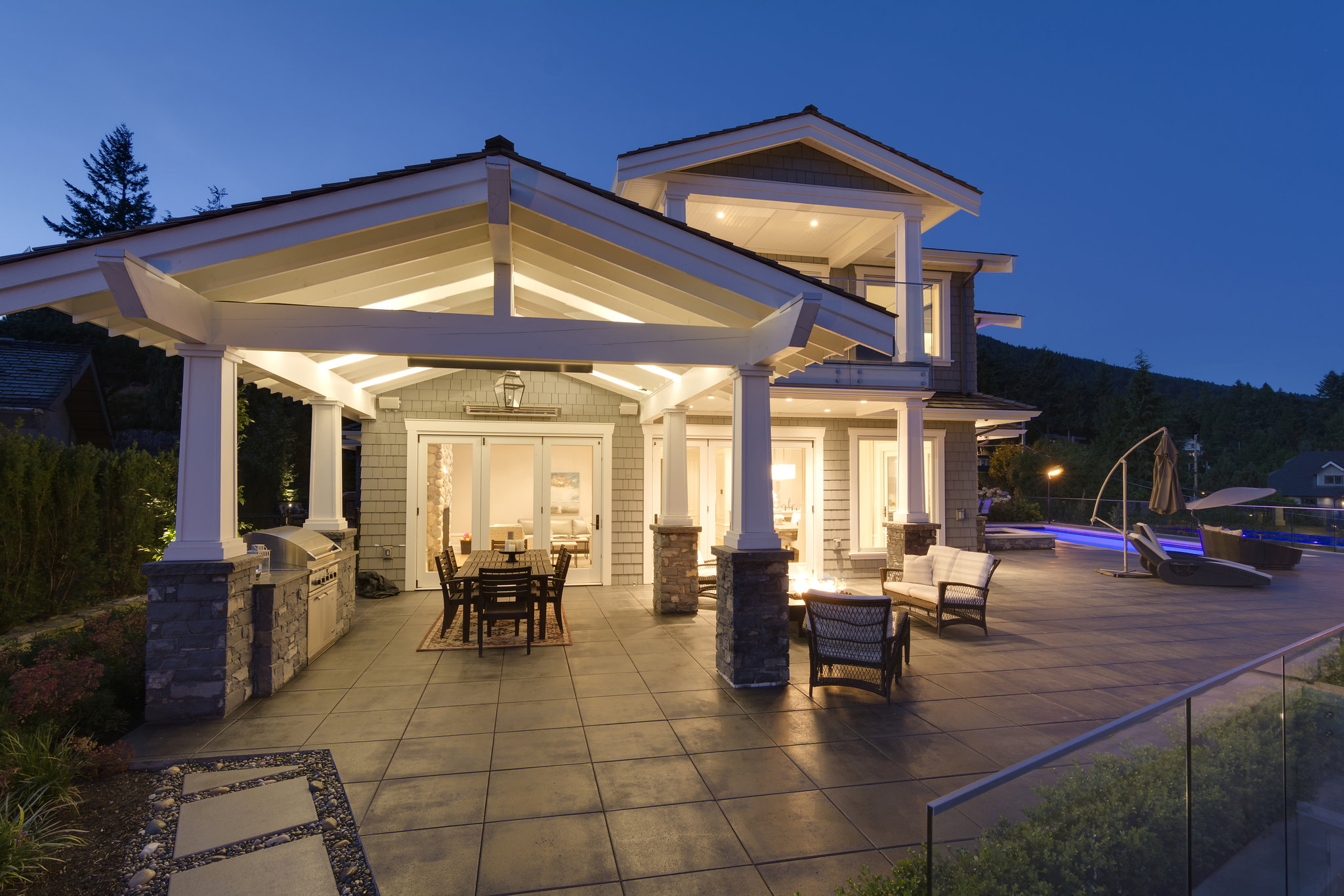 West Vancouver Waterfront Homes