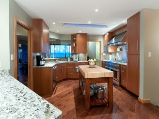 West Vancouver Water Front Homes