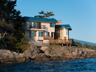 West Vancouver Water Front Homes