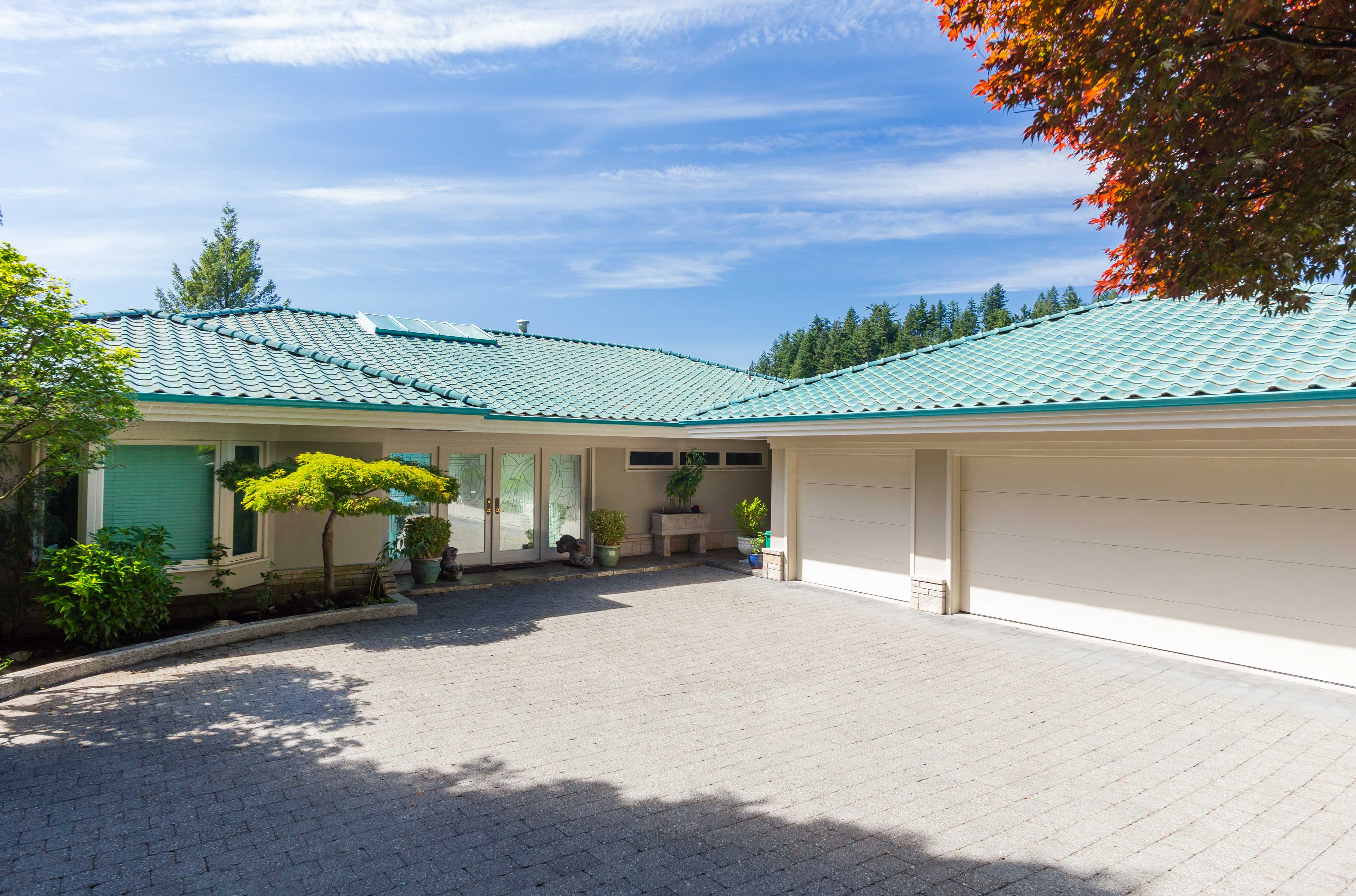 West Vancouver Waterfront Homes