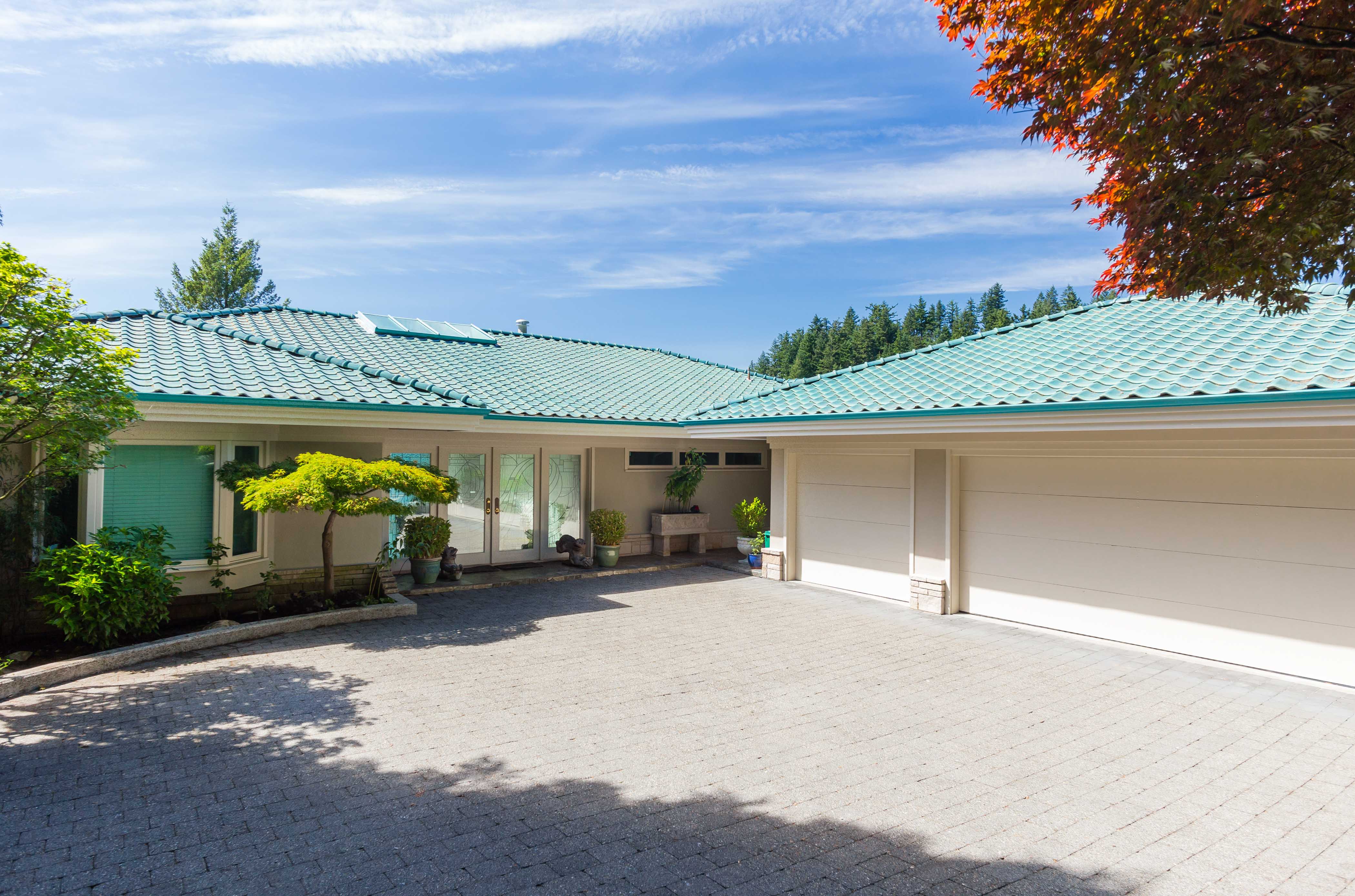 West Vancouver Water Front Homes