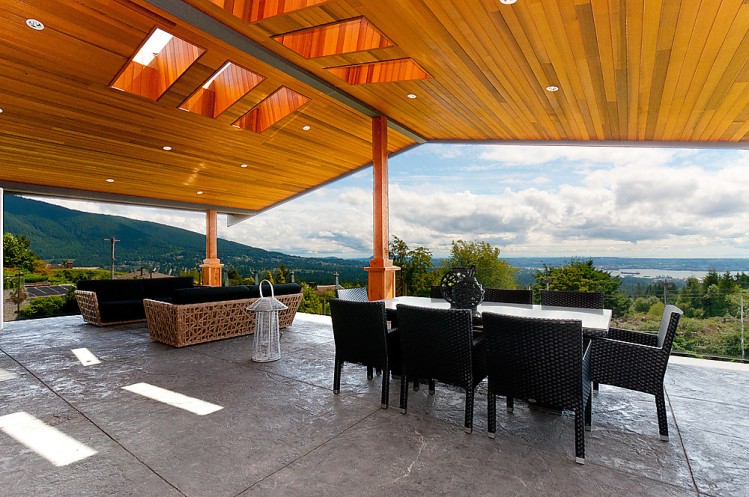 West Vancouver Luxury Homes