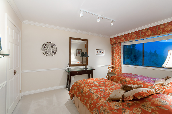 West Vancouver Water Front Homes