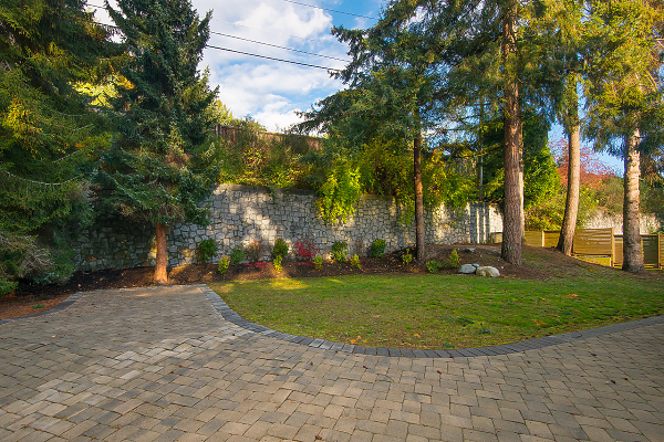 West Vancouver Water Front Homes