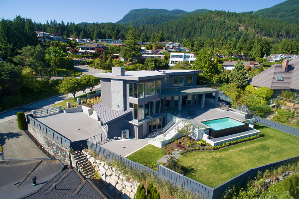 West Vancouver Homes