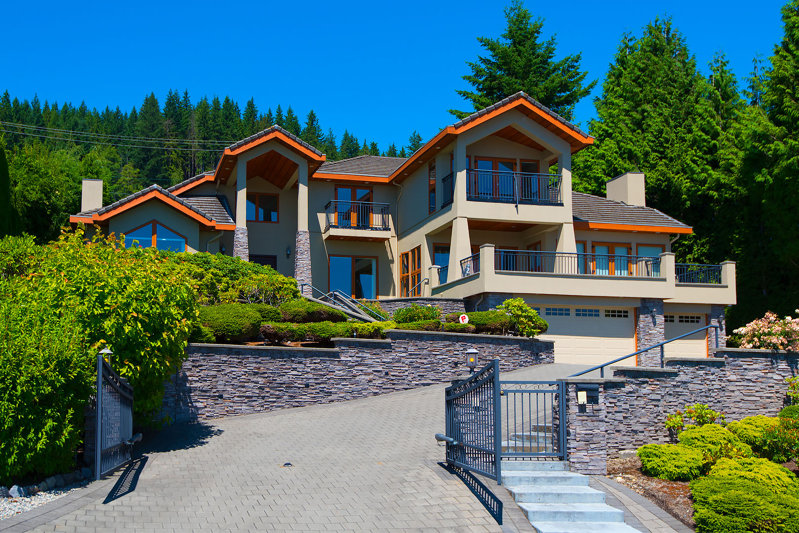 West Vancouver Homes for Sale 1105 Gilston Road, British Properties