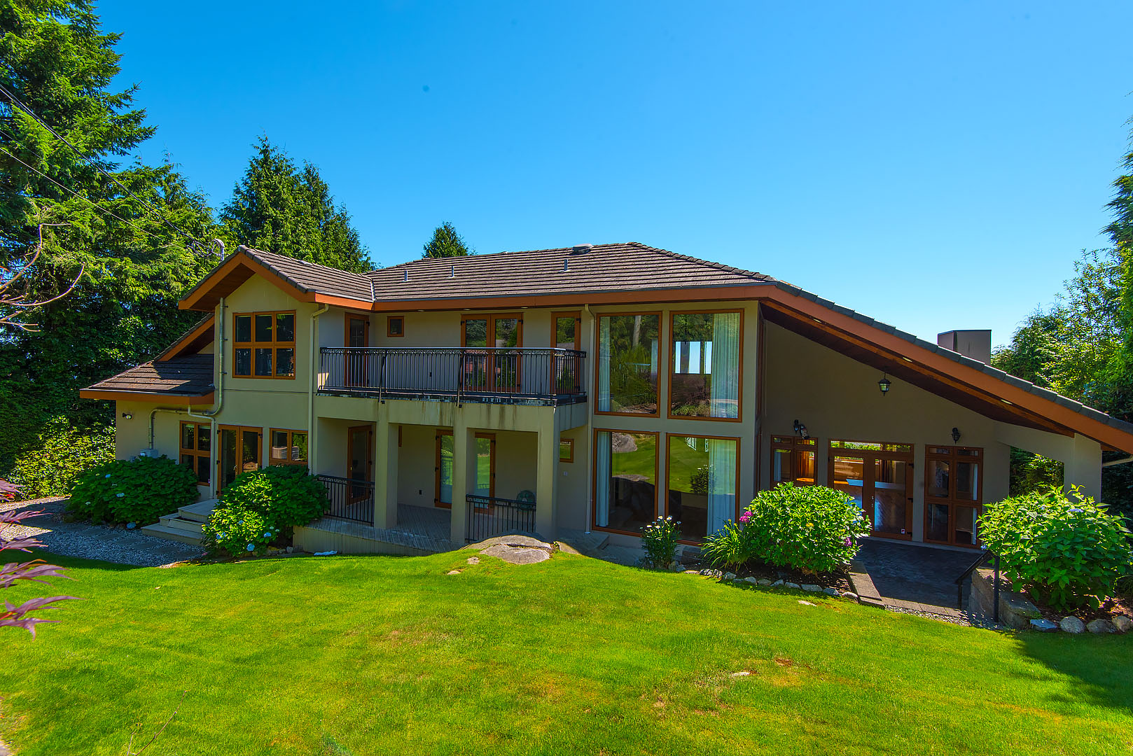 West Vancouver Homes for Sale 1105 Gilston Road, British Properties