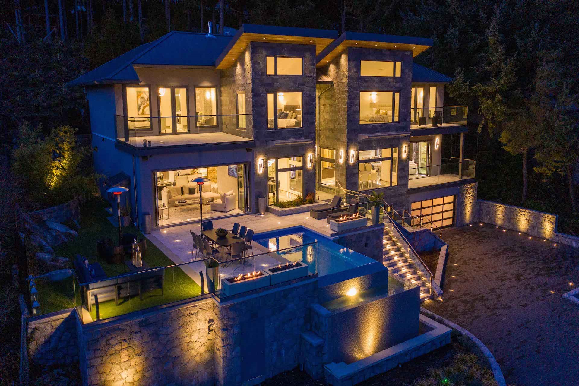 West Vancouver Water Front Homes