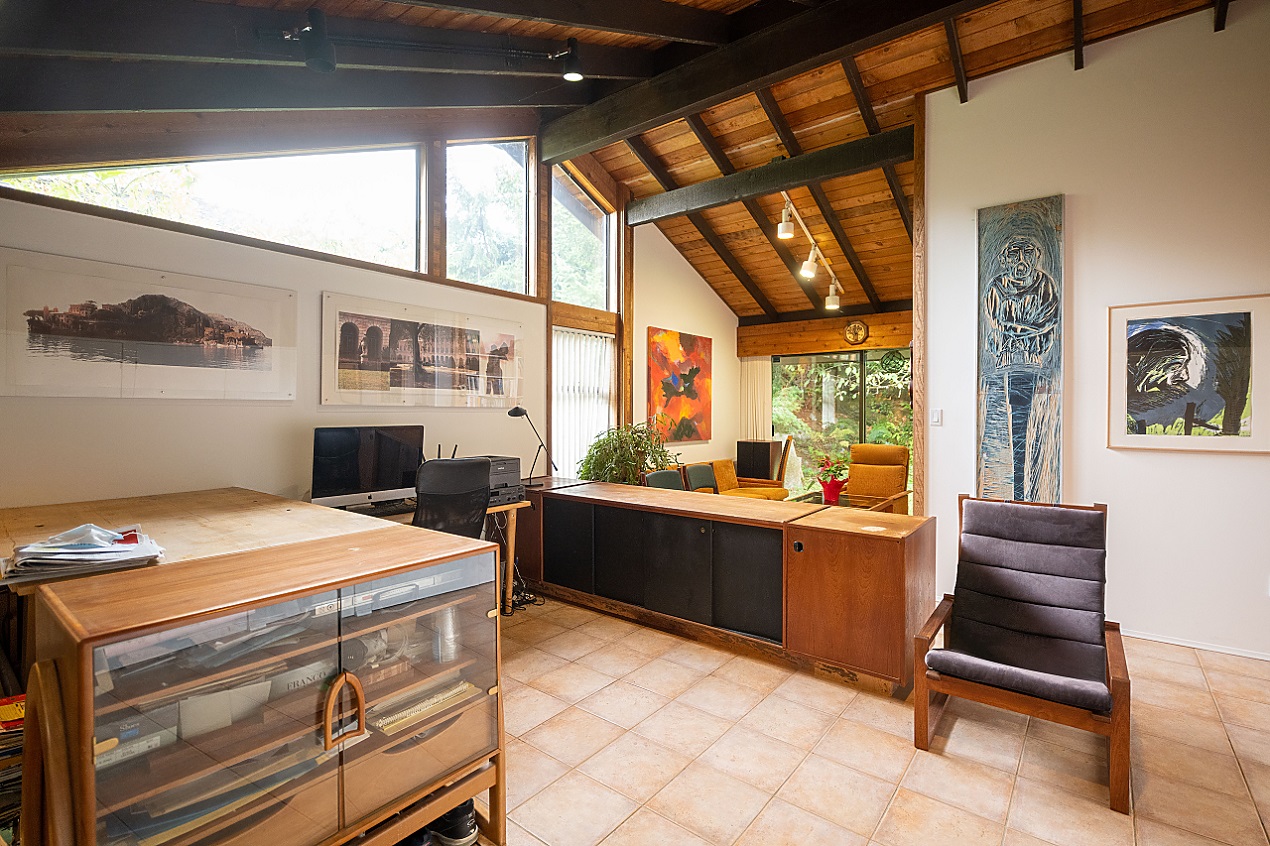 West Vancouver Real Estate