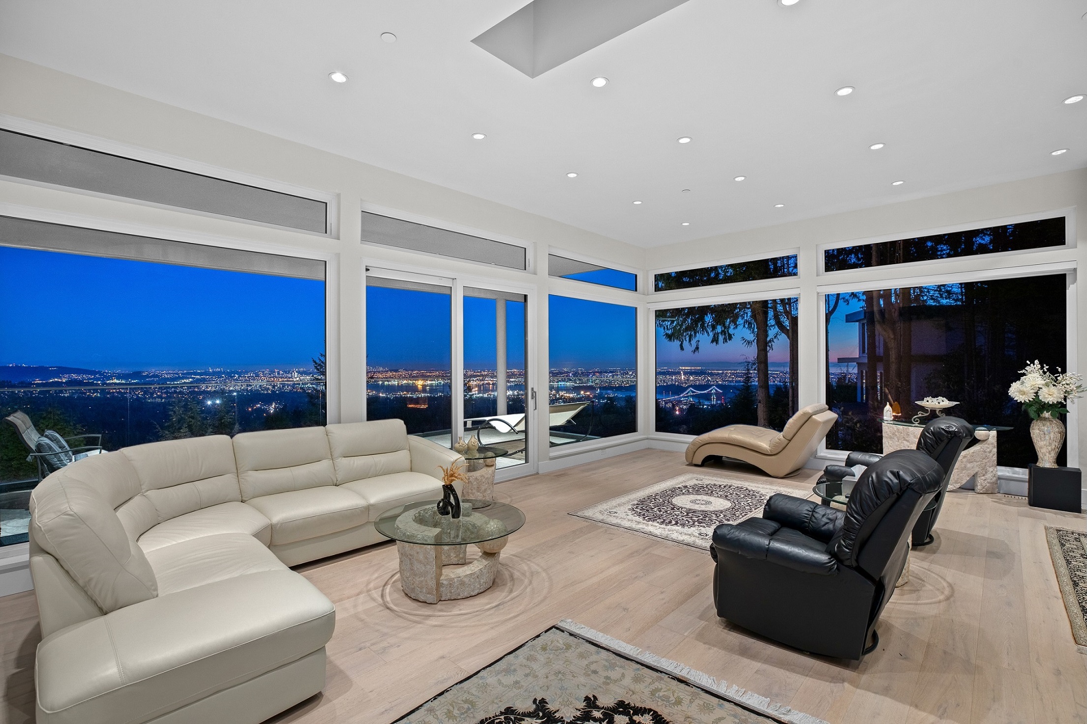 West Vancouver Homes
