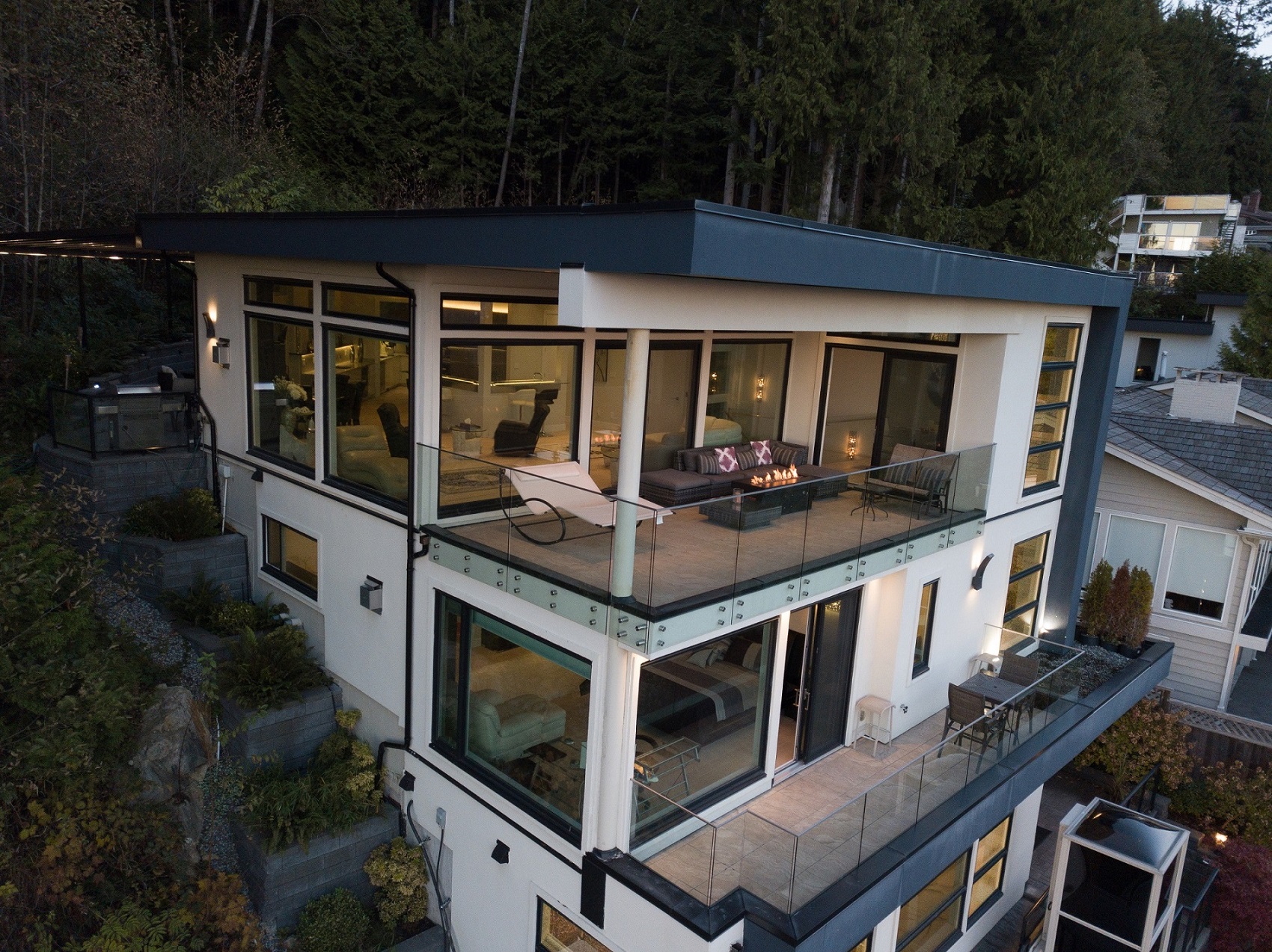 West Vancouver Waterfront Homes