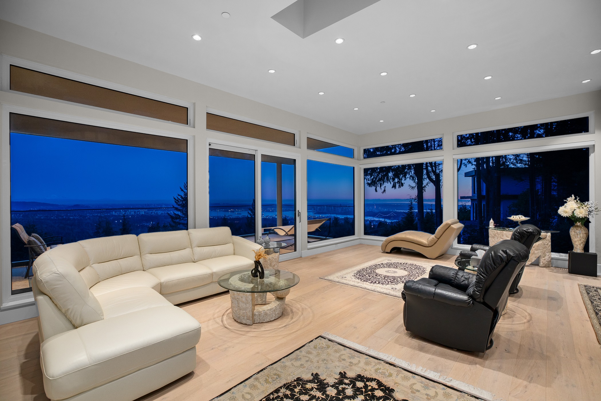 West Vancouver Waterfront Homes