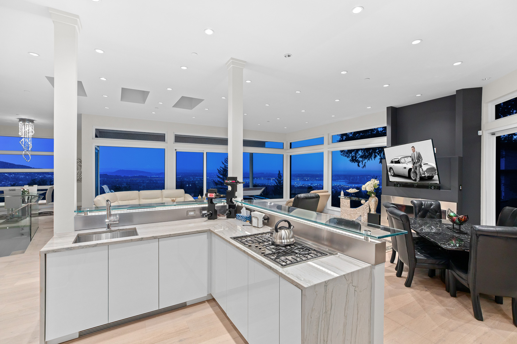West Vancouver Homes