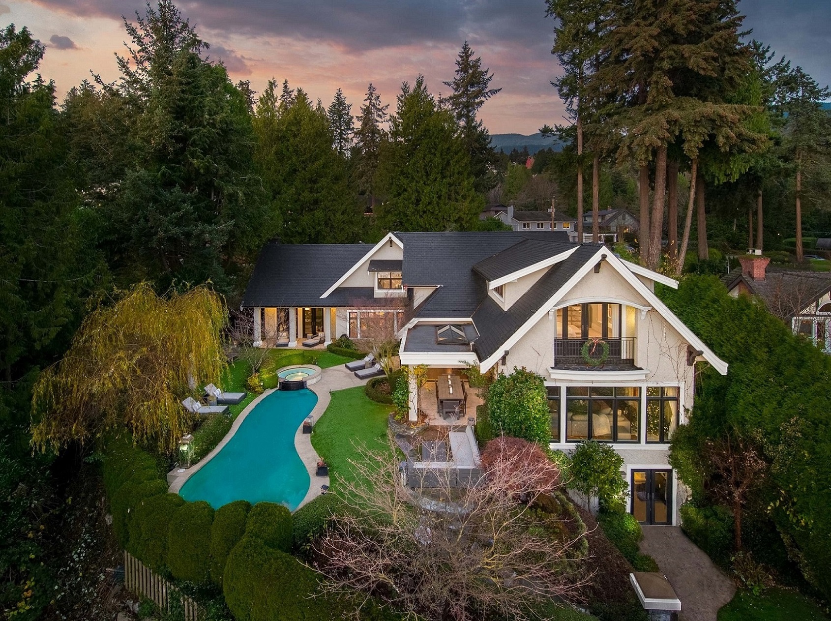 West Vancouver Real Estate