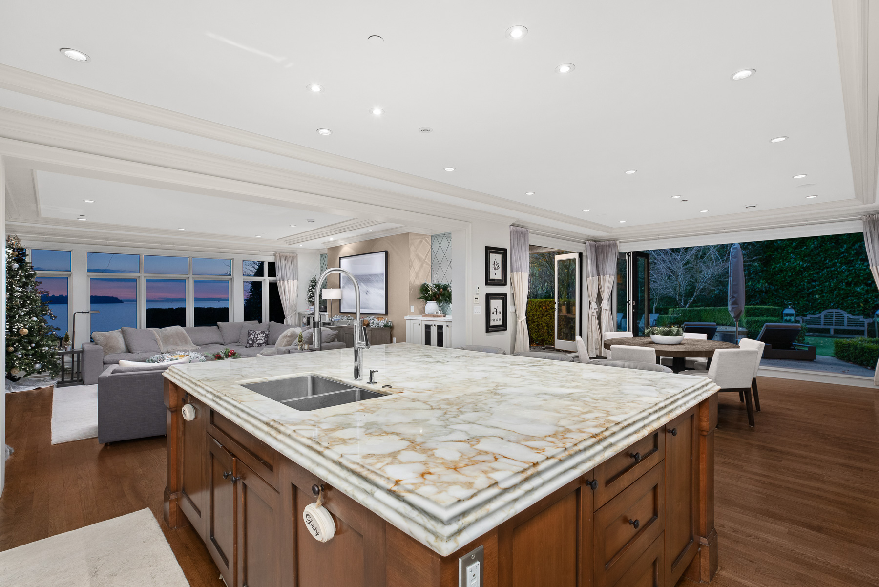 West Vancouver Homes for Sale 4450 Stone Crescent, Cypress, West