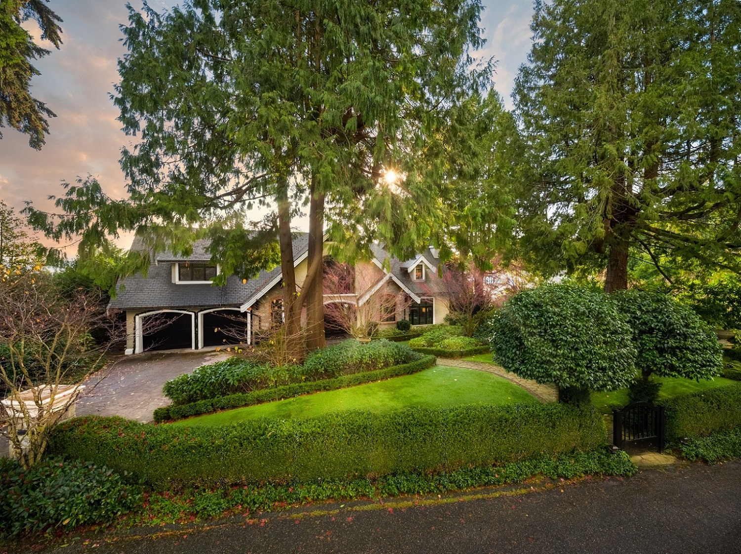 West Vancouver Homes for Sale 4450 Stone Crescent, Cypress, West