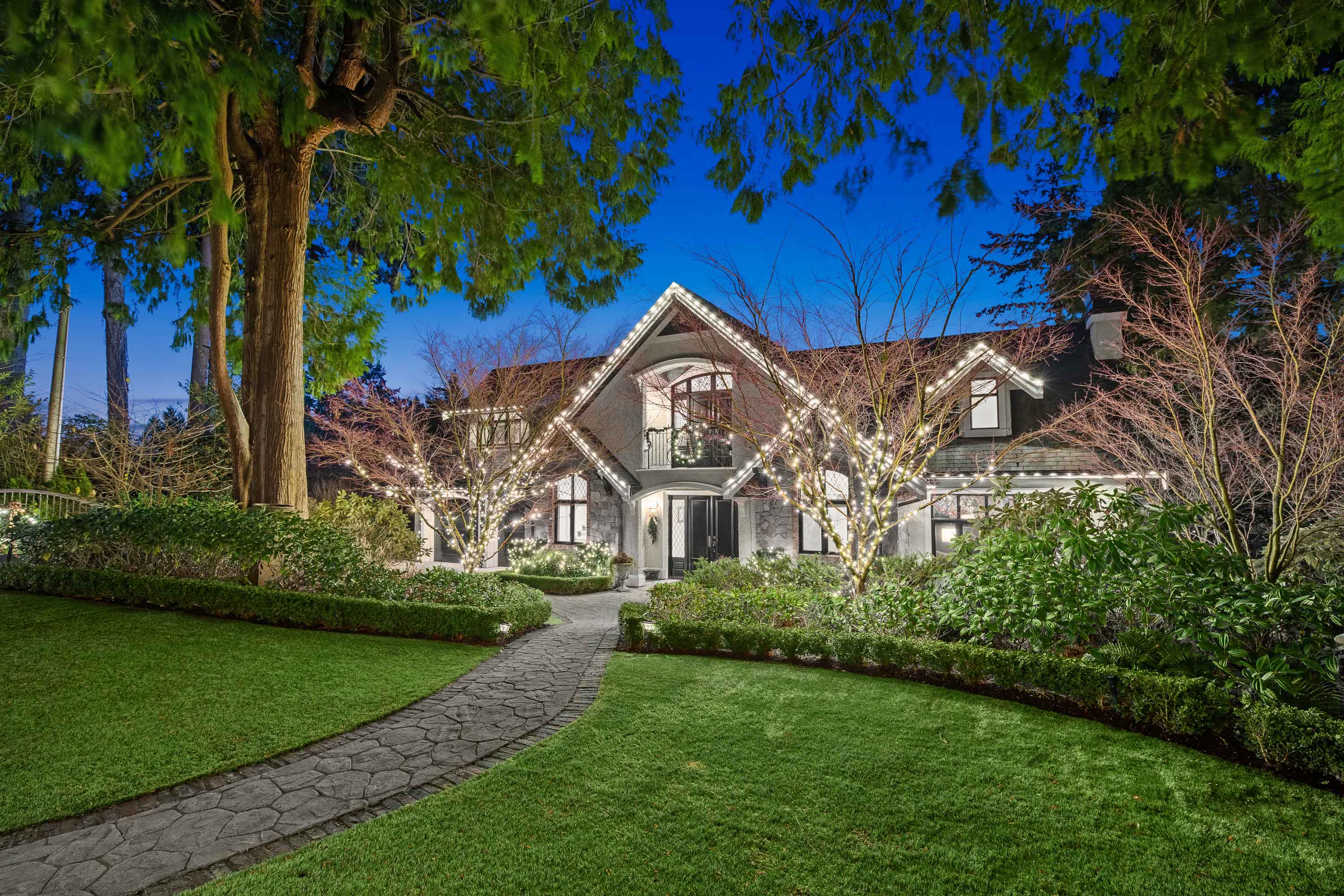 West Vancouver Homes for Sale 4450 Stone Crescent, Cypress, West