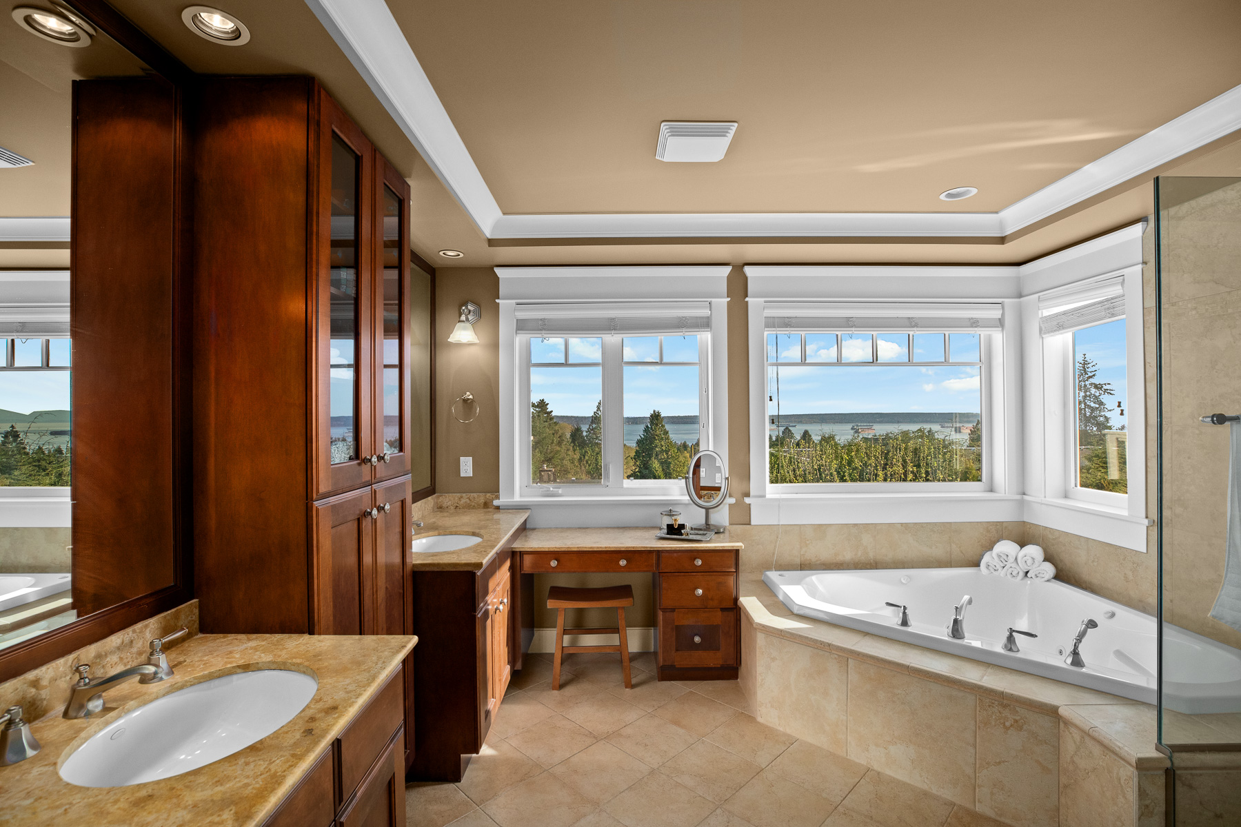 West Vancouver Waterfront Homes