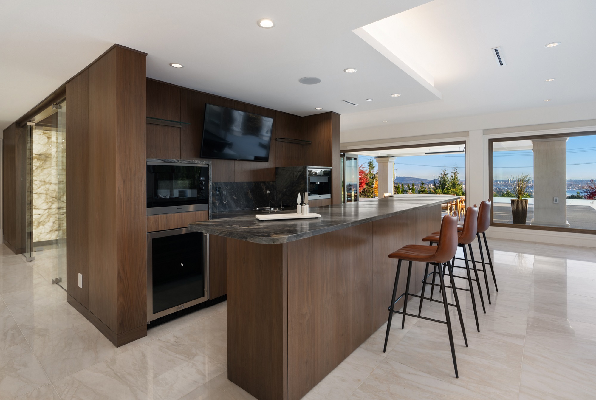 West Vancouver Real Estate