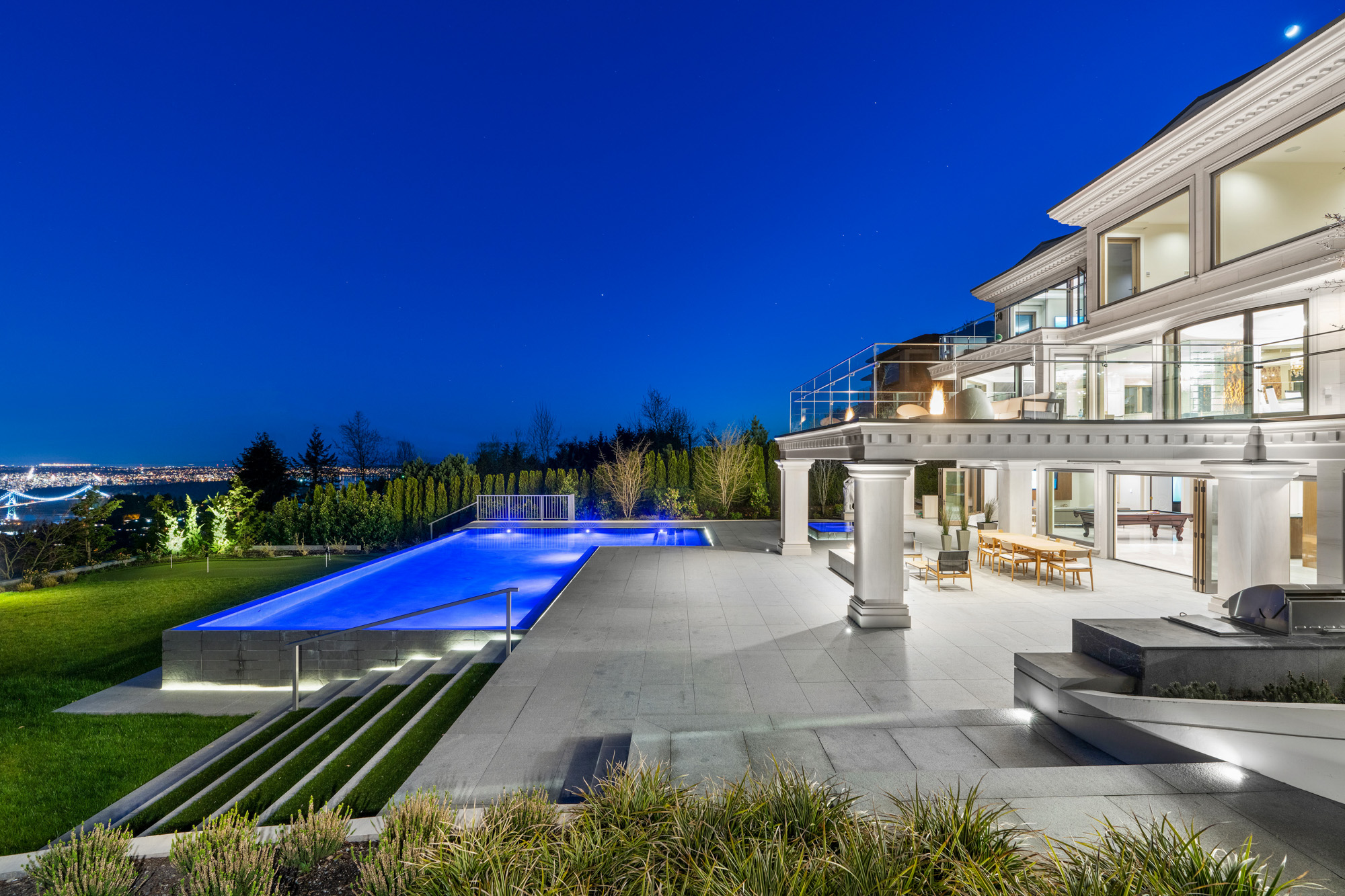 West Vancouver Waterfront Homes