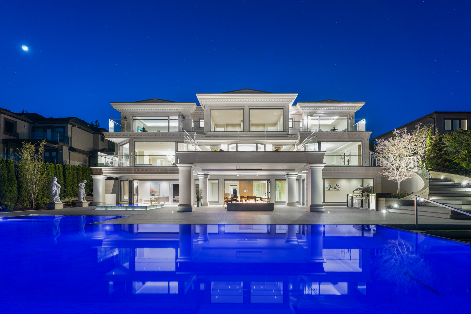 West Vancouver Waterfront Homes