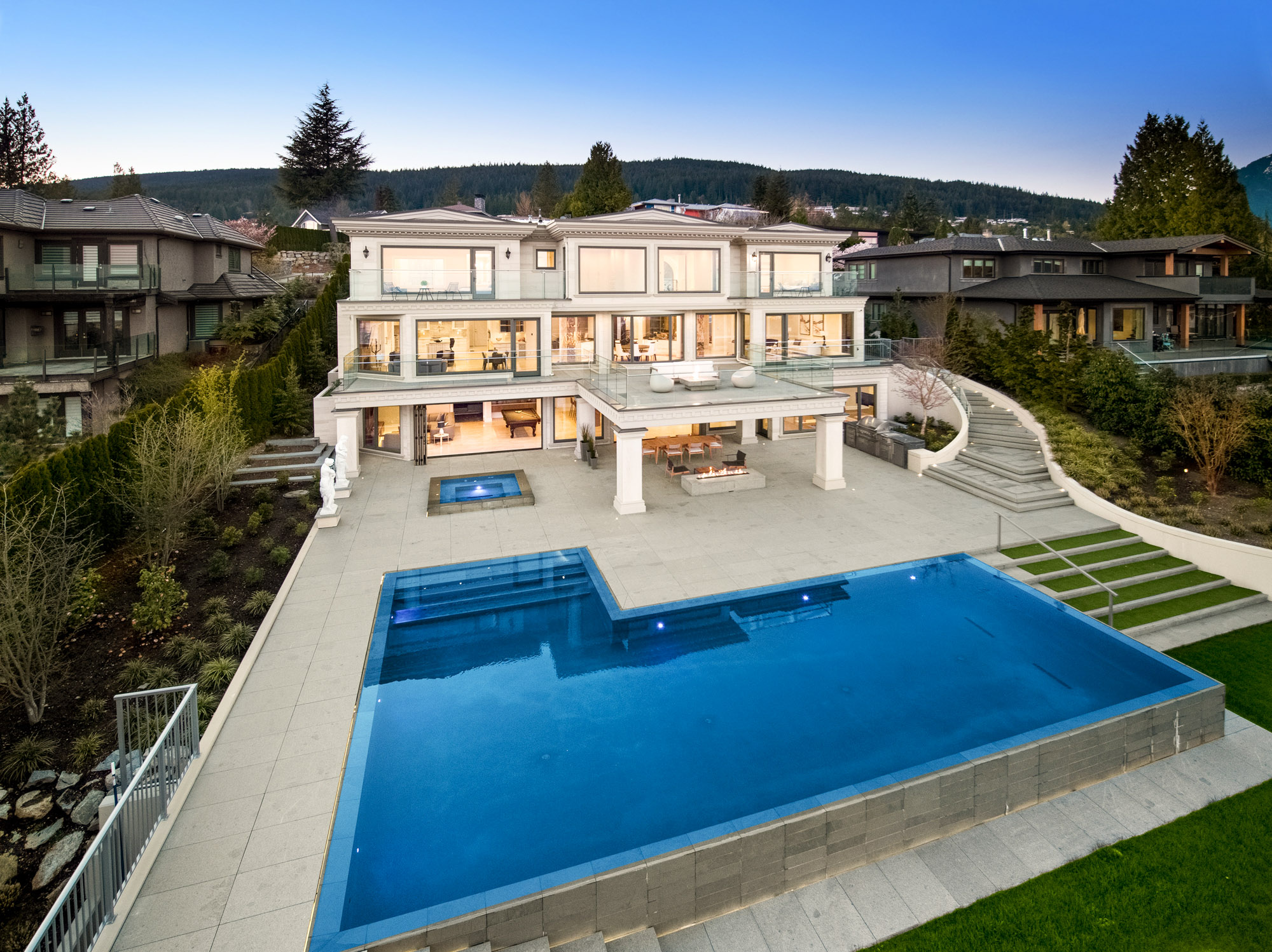 West Vancouver Homes