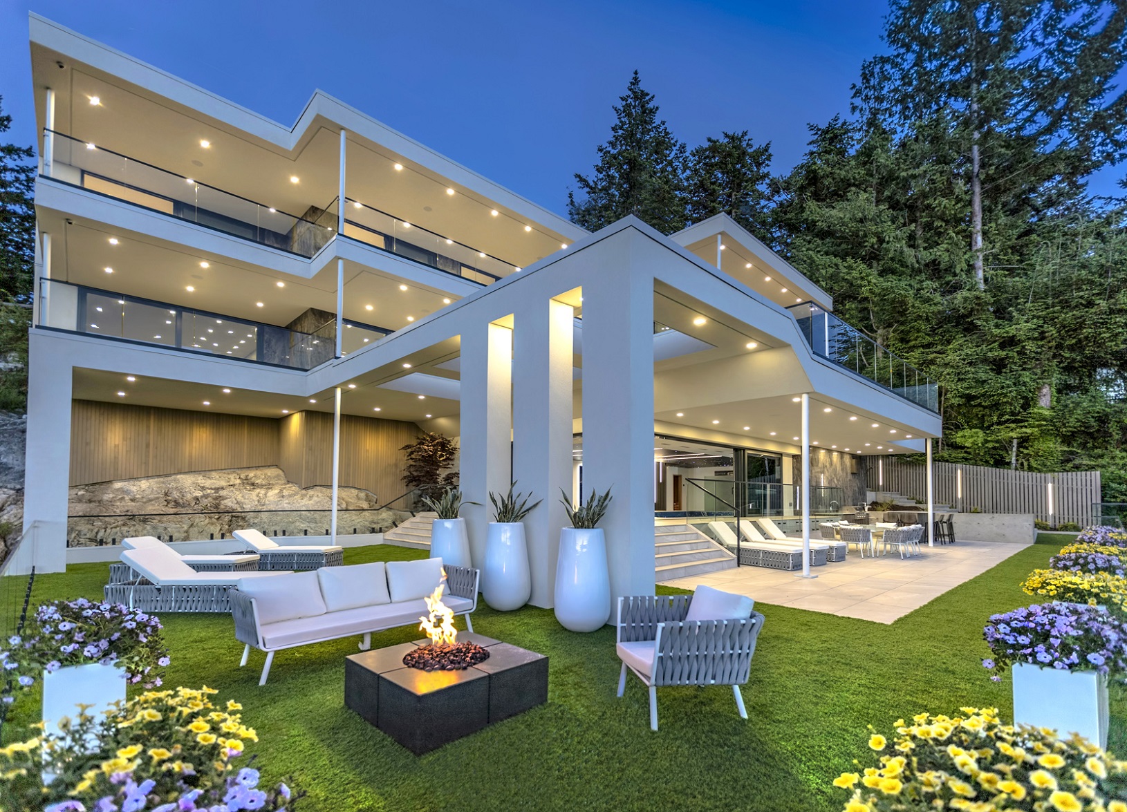 West Vancouver Homes