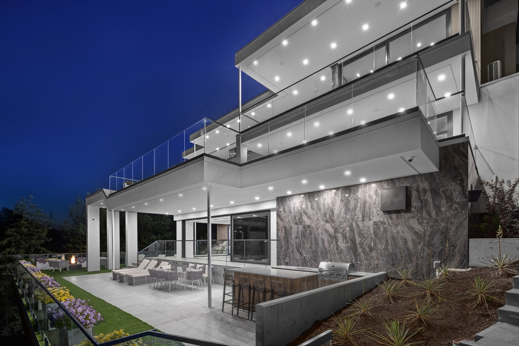 West Vancouver Luxury Homes