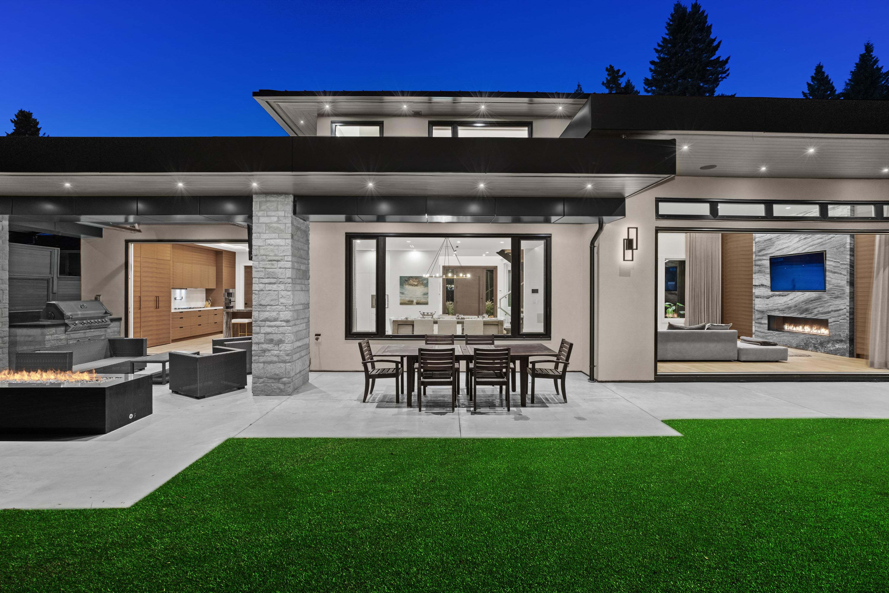 West Vancouver Real Estate