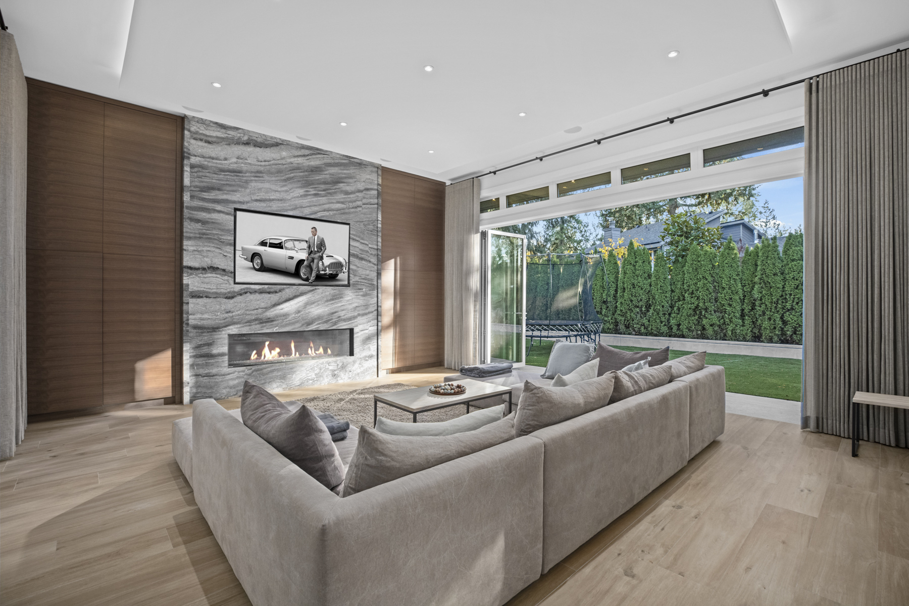 West Vancouver Waterfront Homes