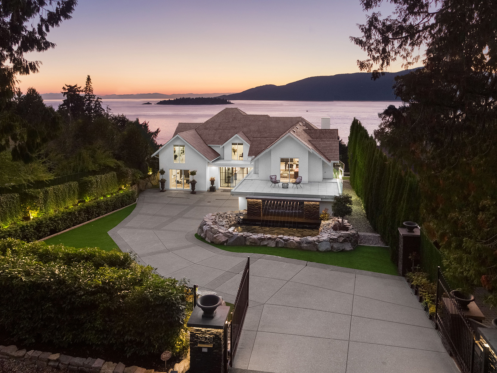 West Vancouver Homes for Sale