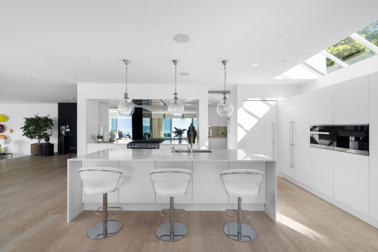 West Vancouver Water Front Homes