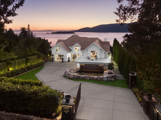 West Vancouver Waterfront Homes