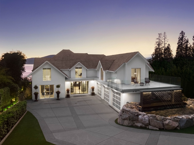 West Vancouver Water Front Homes