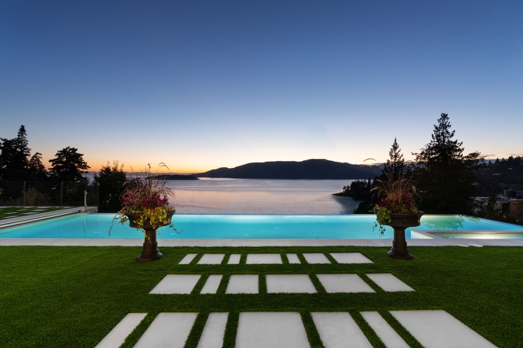West Vancouver Homes