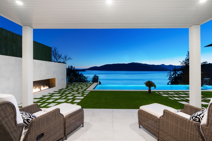 West Vancouver Water Front Homes