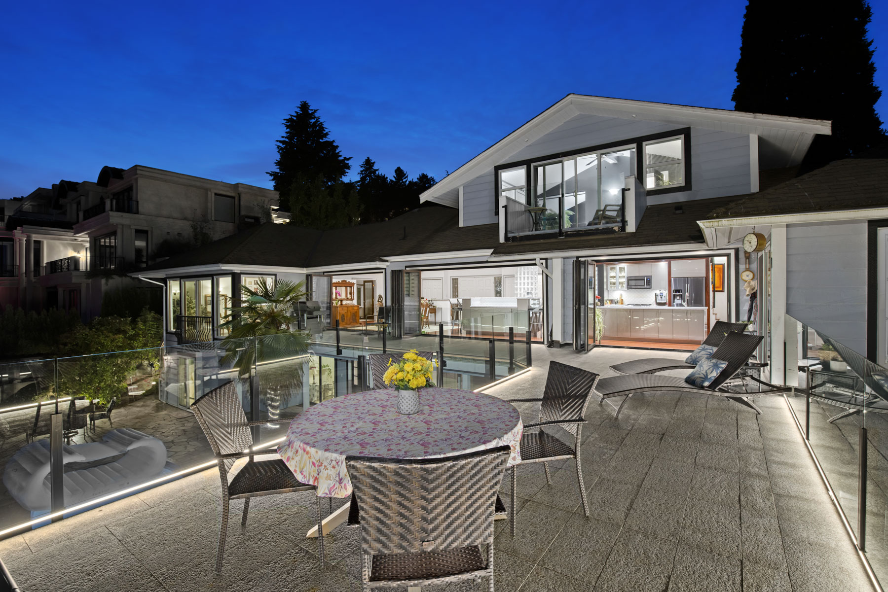 West Vancouver Water Front Homes